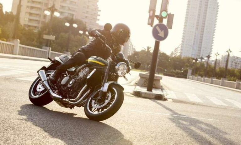 Everything-to-Know-About-Classic-Motorcycle-Insurance-Multi-Bike